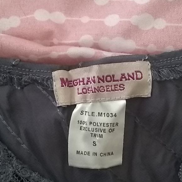 Top - Picture 3 of 3